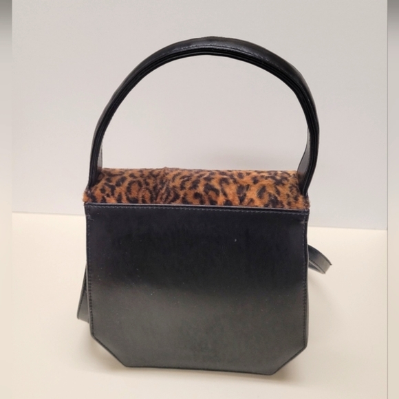 Dainty Animal Print Handbag - Picture 11 of 15